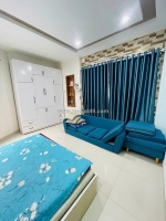 # lô góc kiệt 3.5m thẳng thông gần mt lê đình lý, 41m2, 2 mê cứng, kinh doanh,