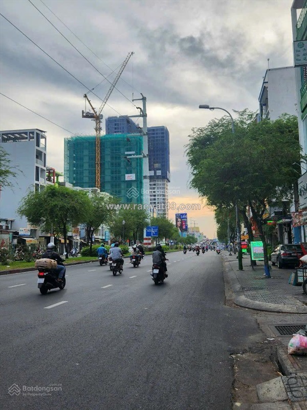 36tỷ-vị trí thương mại-đơn vị thuê thương hiệu - siêu phẩm mặt tiền hồng bàng