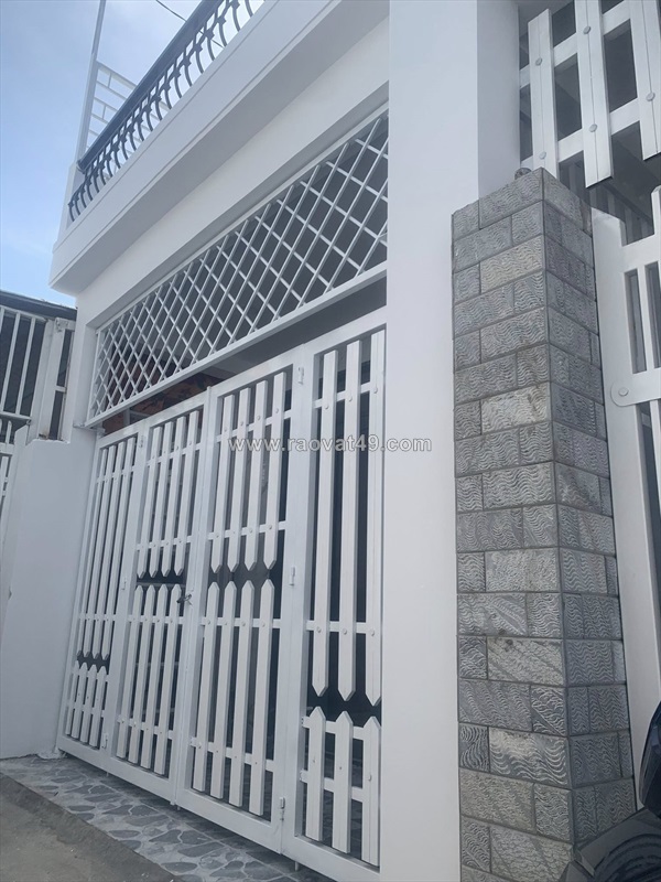 Bán 2 căn nhà 2 tầng hẻm nguyễn khuyến bắc nha trang