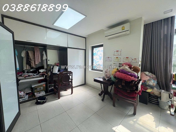 Bán bt xuân la 110mx5t, mt 9m - ngõ 3 ô tô tránh - kinh doanh - 4 mặt thoáng.