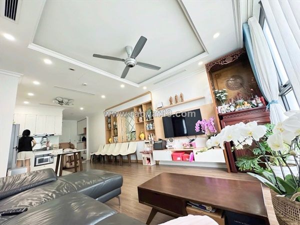 Bán căn hộ tòa r2 sunshine riverside võ chí công 90m2 3n2vs giá 10,6 tỷ.