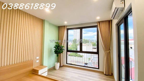 Bán ccmn mới kính koong ngã tư sở 75mx7t, mt 5m- doanh thu 100tr/ tháng
