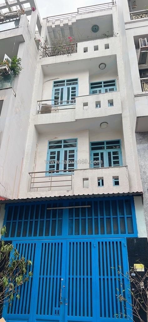 Bạn đang tìm nhà 4 tầng hẻm tải thông vườn lài giá nhỉnh 8?