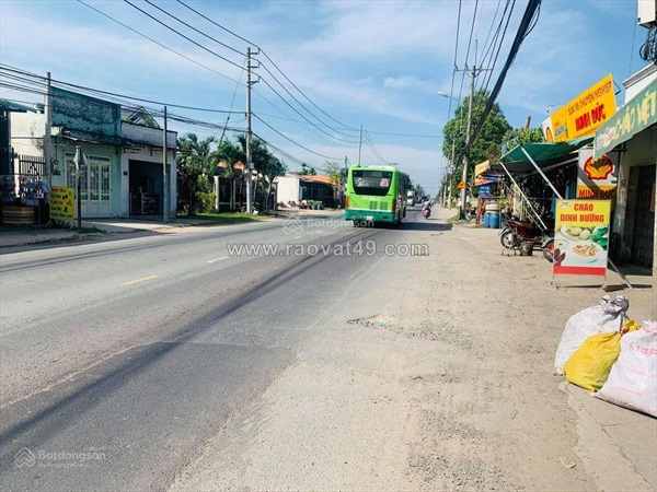Bán đất 2 mặt tiền 30x70m giá 37 tỷ đường đỗ văn dậy