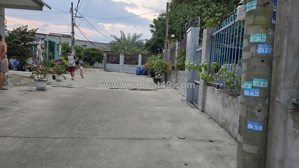 Bán đất phân lô quận 9 - ngân hàng định giá 5.8 tỷ - giá bán chỉ 4.5 tỷ - lh: