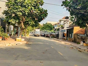 Bán đất quận 9, phước bình, 1000m2, ngang 19m, sổ hồng