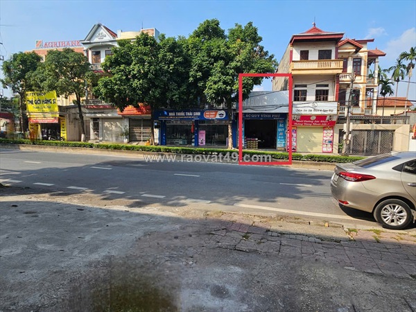 Bán đất tặng nhà 90m2 x 5m mặt tiền đ. hùng vương, view bưu điện siêu đẹp