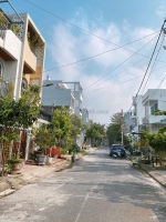 Bán đất tặng nhà bưng ông thoàn quận 9 - 90m2 - ngang 6.6m - đường 10m - giá