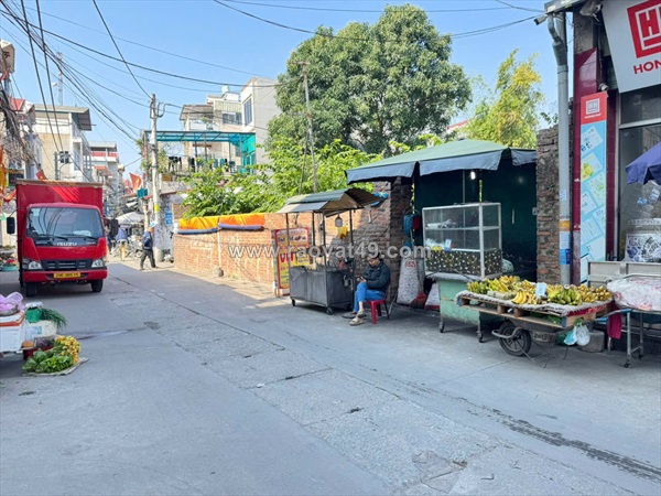 Bán đất thôn gia trung - quang minh, có nhà cấp 4 đang kinh doanh - sát kcn