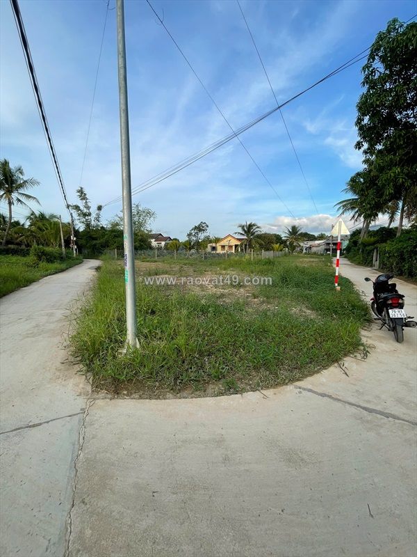 Bán lô 2 mặt tiền đường đẹp ninh bình cũ, xã tân định, tx ninh hòa lh: 0868750144 dân