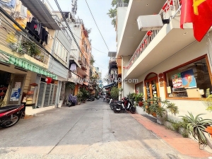 Bán nhà 2 tầng hxh đ.nguyễn trung ngạn, bến nghé, quận 1 - dt đẹp 7,6m*17m