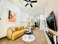 Bán nhà 2 tầng sát đường mai lão bạng giá rẻ