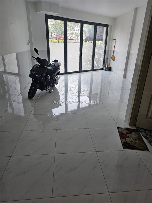 Bán nhà 4 tầng mặt tiền phạm văn đồng - phường 3 - gò vấp