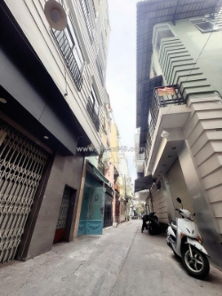 Bán nhà 4 tầng phong cách biệt thự kiến trúc pháp - hxh đ.lê văn sỹ, quận 3 -