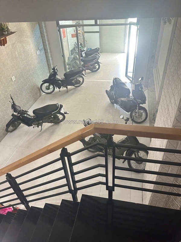 Bán nhà (4.3x17) 5 tầng mặt tiền thạnh lộc 38, quận 12 giá rẻ
