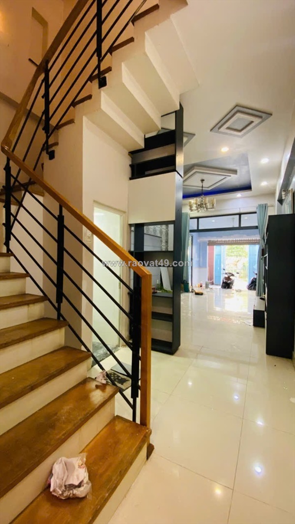 Bán nhà đường 176, phước long a, q9, thủ đức, tp hcm. dt 94m2, 5 tầng, sh. giá
