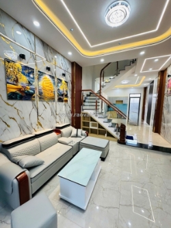 Bán nhà đường lã xuân oai,  long trường, q9, thủ đức, tp hcm. dt 56m2, 4 tầng.