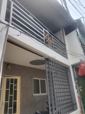 Bán nhà gần chợ hưng long bình chánh, 40m2 shr chỉ 1 tỷ bao sang tên. lh:0978402430