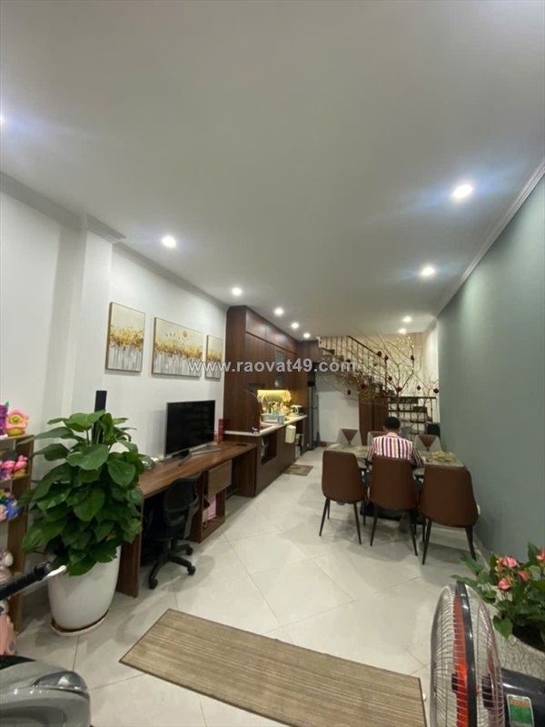 Bán nhà gara ô tô – trung tâm - 13.6 tỷ ngọc thụy - long biên (có thương lượng)