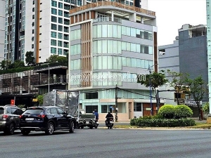 Bán nhà góc 2 mặt tiền đồng văn cống, 15x15m đất, 1 hầm + 6 tầng, thang máy