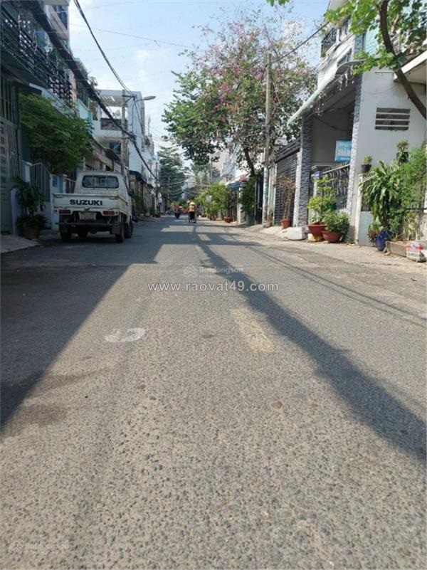 Bán nhà hẻm thông xe tải dương quảng hàm, p5 đối diện chung cư k26 - dt 4x15m,