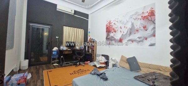 Bán nhà hoàng cầu 45m 4 tầng, sát ô tô tránh giá hấp dẫn