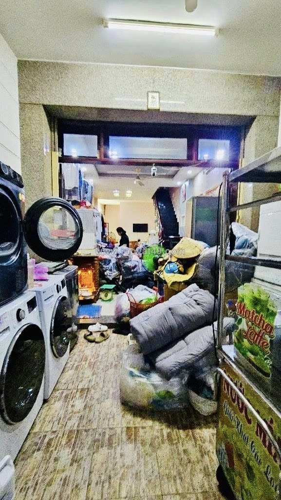 Bán nhà khu vip tân sơn nhì, sát phố ẩm thực, 64m, 2 tầng, đường 6m thông chỉ
