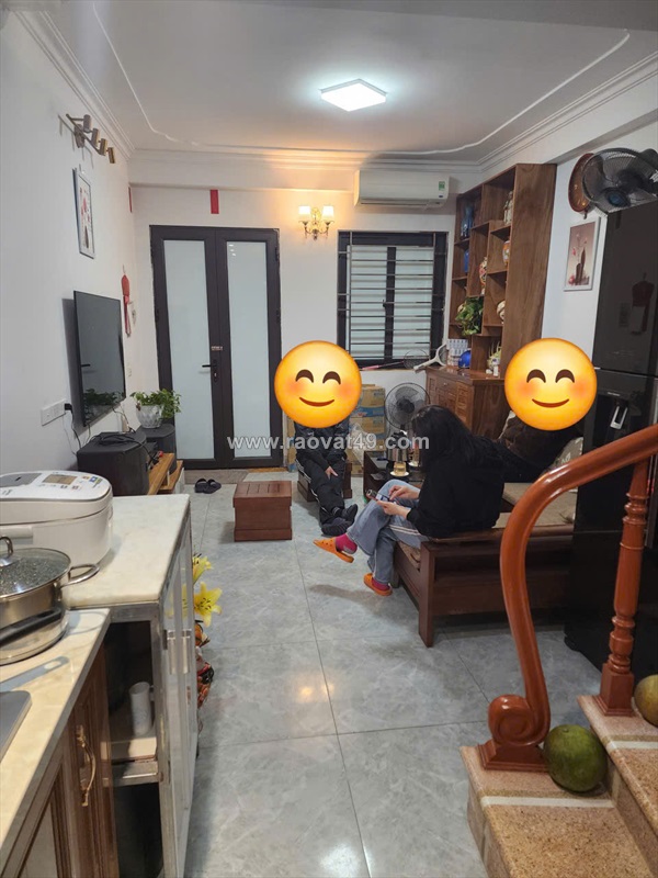 Bán nhà láng hạ 34m2 x 5 tầng x 4m mặt tiền 40m ra mặt phố đống đa hà nội