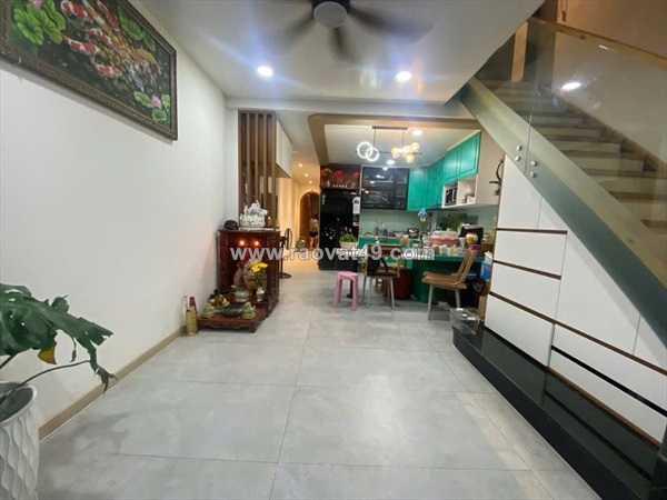Bán nhà lô góc hxh 6m lũy bán bích tân phú 60.6m2, 2 tầng, 2 pn giáp tân bình