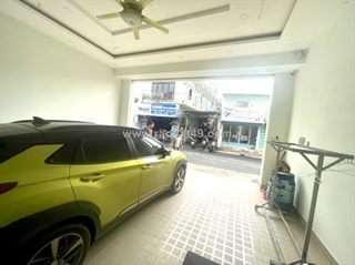 Bán nhà mặt phố đường số 4, phường linh xuân, tp hcm. dt 140m2, 3 tầng, giá