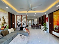 Bán nhà mặt phố lê trọng tấn  hà đông 55m 5 tầng mt 4m. giá 16 tỷ 500 kd vỉa hè