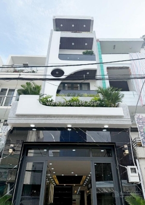 Bán nhà mặt tiền 5 tầng xe hơi đỗ ngọc quang, ngay parc mall gần chợ, ngang 4m,