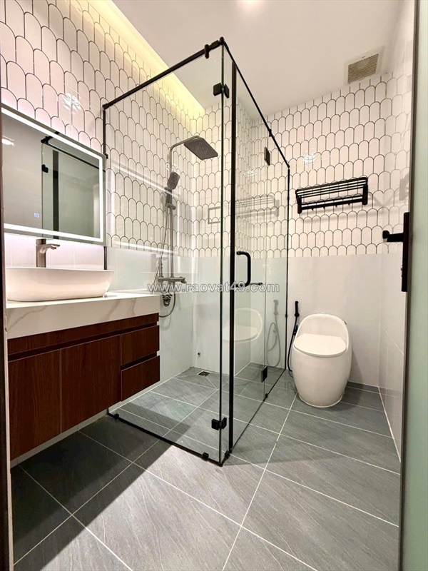 **bán nhà mặt tiền đông hồ, p10, tân bình (4*15); 4 tầng hơn 10 tỷ