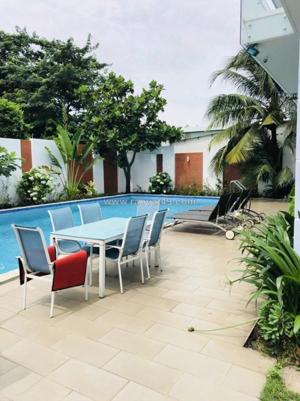 Bán nhà mặt tiền dương công khi - gần song hành, 20x34m,  2 tầng + hồ bơi, 26,5