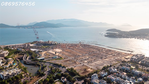 Bán nhà mới xây đã có sồ ngay biển vinperal nha trang
