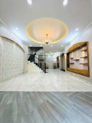 Bán nhà mt hoàng hoa thám, phường 12; tân bình (4*15) cổng ga t3