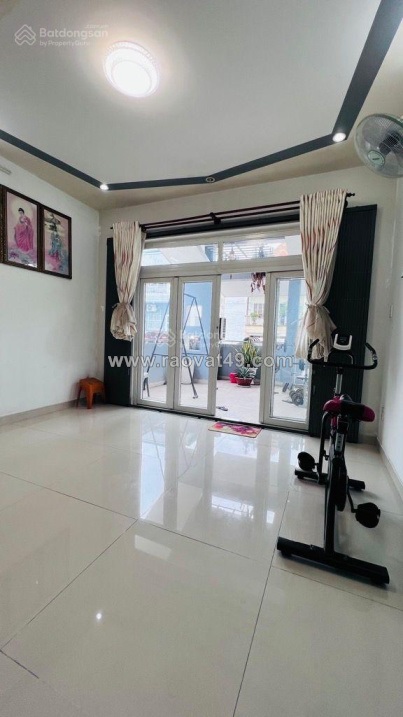 Bán nhà nguyễn thị tần - hẻm to 4 tầng 4.5x28m,nhỉnh 11 tỷ - sát quận 5 chợ