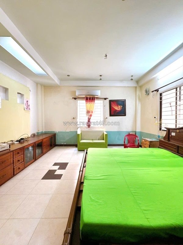 Bán nhà phú nhuận oto vào nhà 120m2 5 tầng ngang 4.2m kd đỉnh sát mt nguyễn