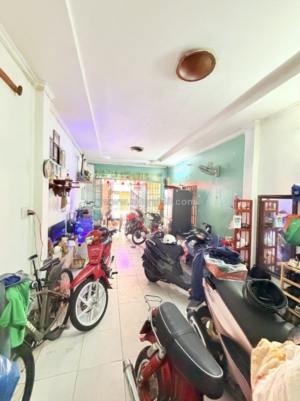Bán nhà phú nhuận oto vào nhà 70m2 2 tầng ngang 5m sát mt kd nguyễn trọng tuyển