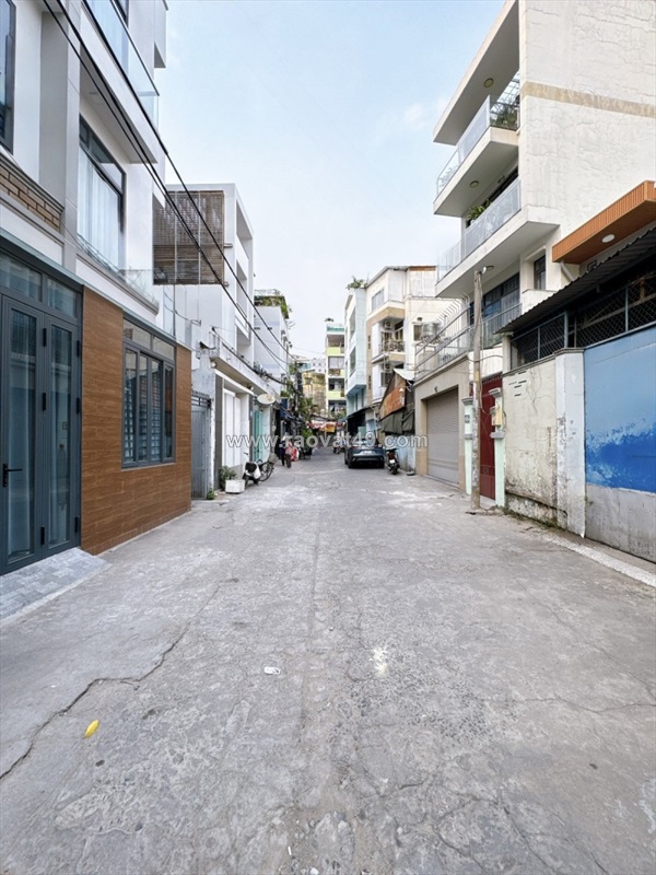 Bán nhà phú nhuận oto vào nhà 90m2 6 tầng ngang 4m chdv 14 pn trần kế xương