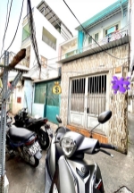 Bán nhà q4 chỉ 2 đồng 9- đ.xóm chiếu- dt 34m2- lưu thông tôn đản- gần trường