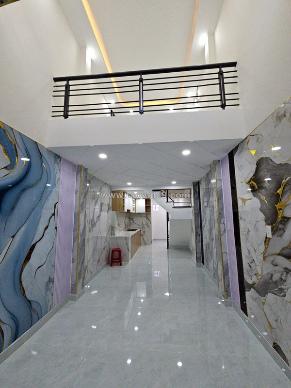Bán nhà sát mặt tiền q4 khánh hội 
ngang 3 dài 14 đúc 5 tấm mới