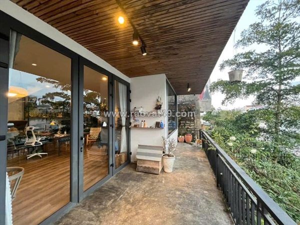 Bán nhà srxd sân vườn hẻm đào duy từ phường 3 đà lạt giá 4.9 tỷ