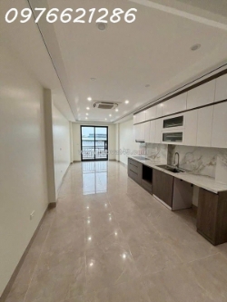 Bán nhà thượng thanh – 6 tầng thang máy – ô tô 7 chỗ vào nhà – gara rộng – giá