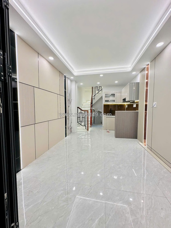 Bán nhà xây mới 4 tầng sát mặt tiền hoàng diệu q4 có 5 đ