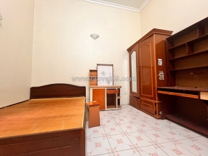 Bán nhà xuân la 32 mét 5 tầng chỉ 9 tỷ