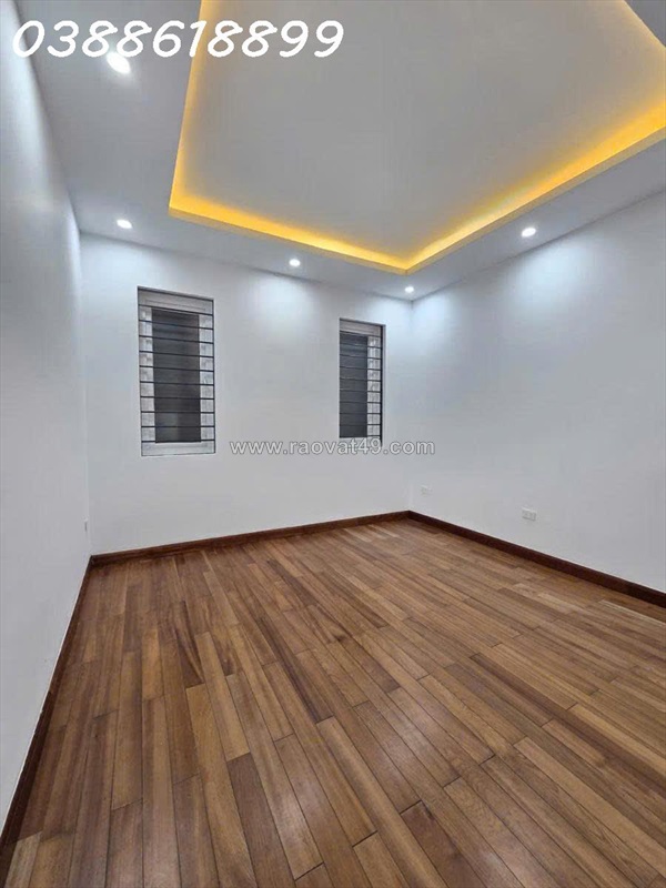 Bán phân lô khuất duy tiến 60mx5t, mt4,5m- ô tô tránh đỗ vào nhà - kinh doanh