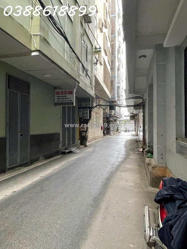 Bán phân lô trần quốc hoàn -  40mx4t - ô tô vỉa hè - kinh doanh sầm uất- dòng