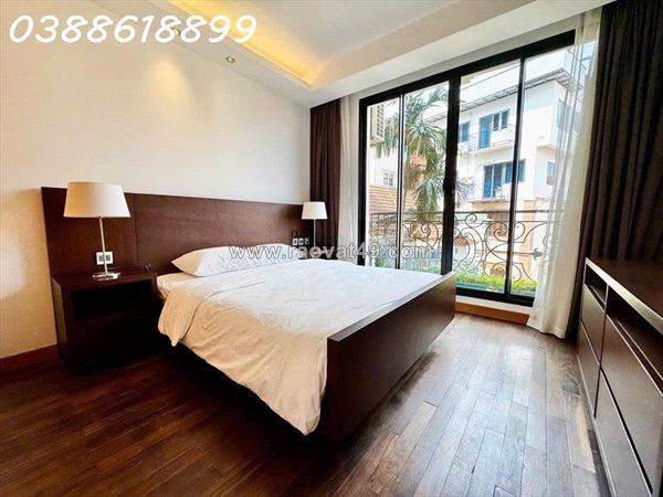 Bán tòa apartment tô ngọc vân 165mx10t, mt7,5m - ô tô vào nhà - cho thuê