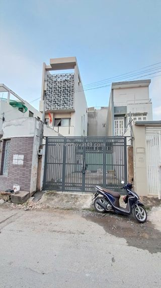 Bánlô đất mặt tiền kinh doanh đắc địa - mặt tiền đường số 6 hiệp bình phước -